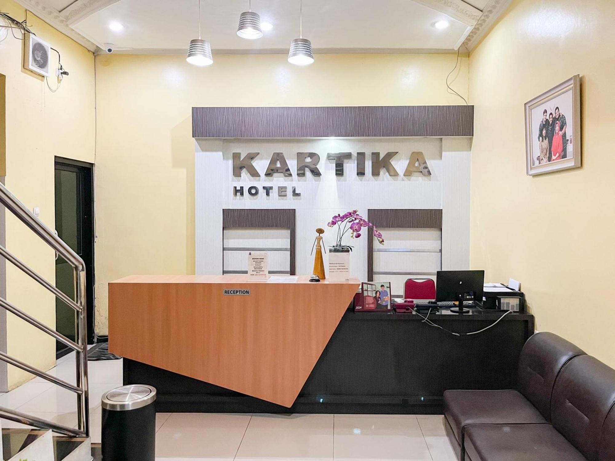 Kartika Hotel Syariah Pacitan Mitra Reddoorz Dış mekan fotoğraf